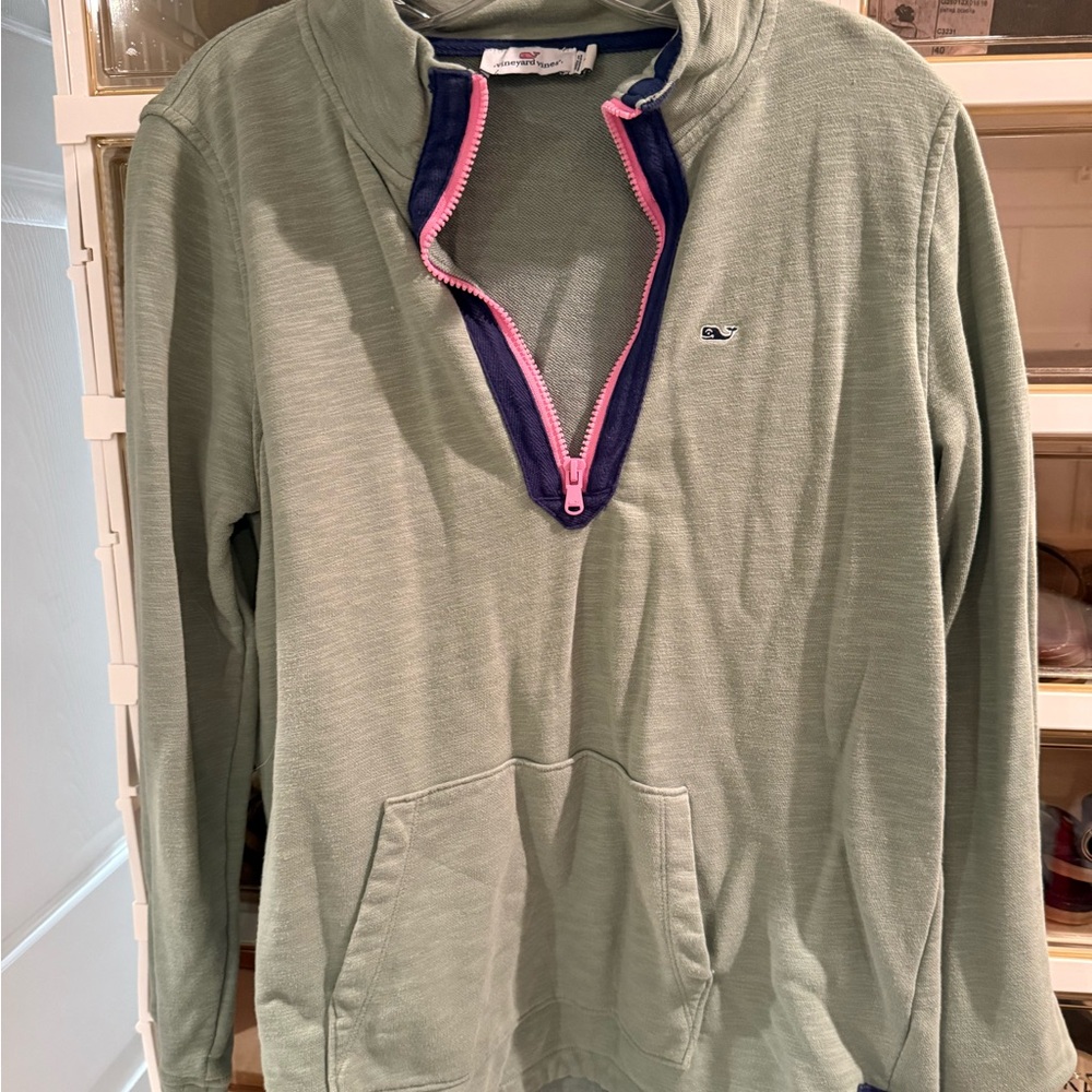 Women’s size L Vineyard Vines olive,navy&pink Shep shirt